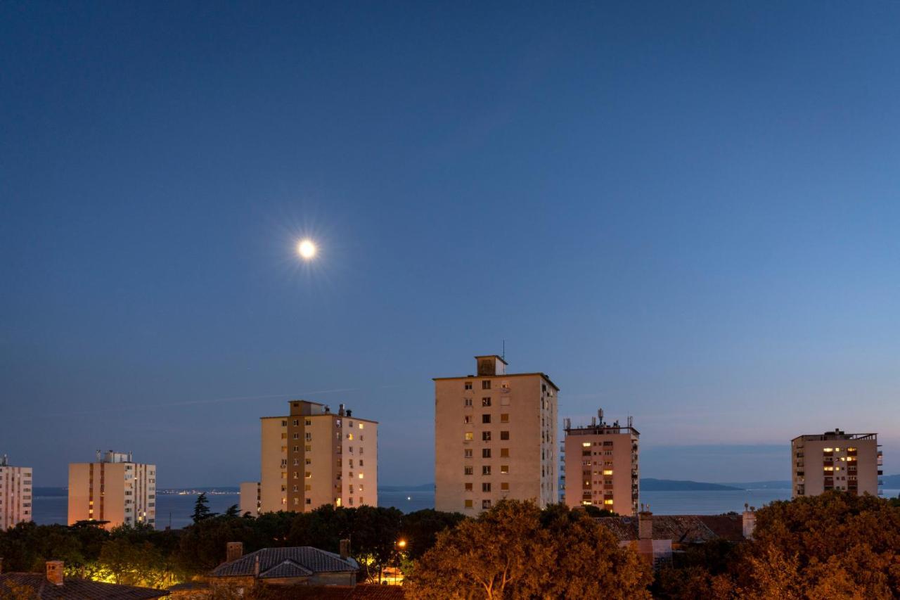 Paha-Paha Modern Apartment With Sea View, Fast Wi-Fi, And Free Parking! 리예카 외부 사진